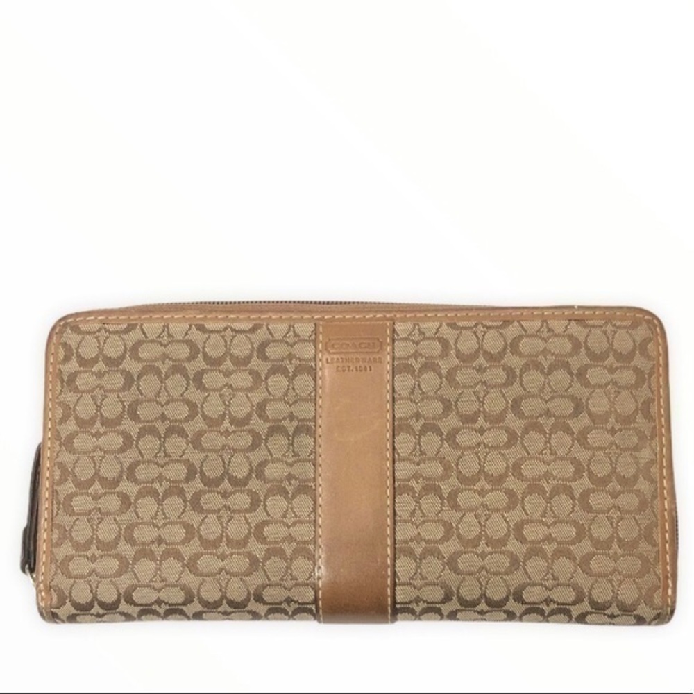 Coach light Brown signature c zipper wallet
